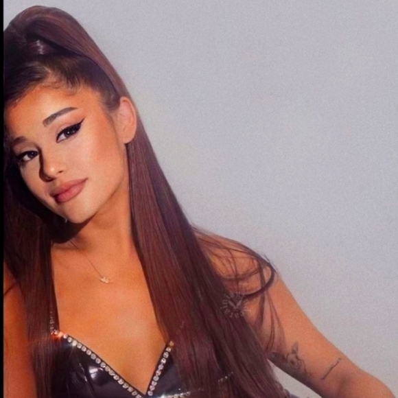 Meet your Posher, Luno - Picture 13 of 16